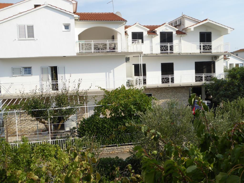 Apartments Bojanic Vodice Exterior foto