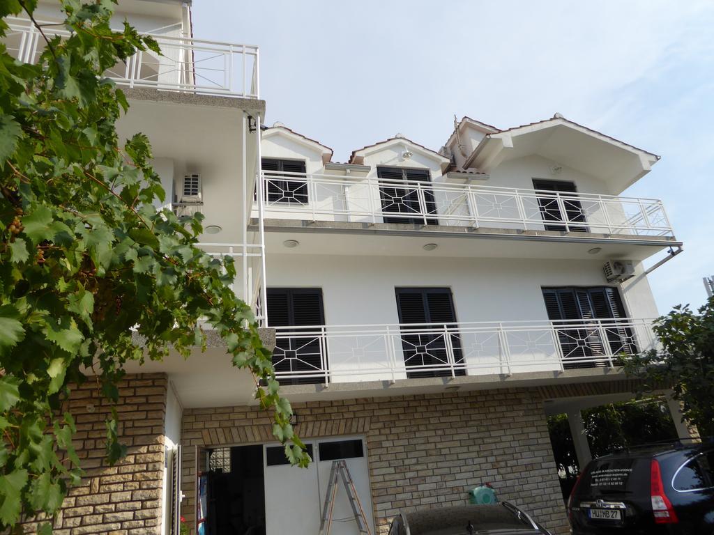 Apartments Bojanic Vodice Exterior foto